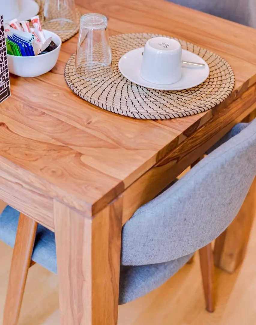Poiais By Lisbon Inside Out Apartment