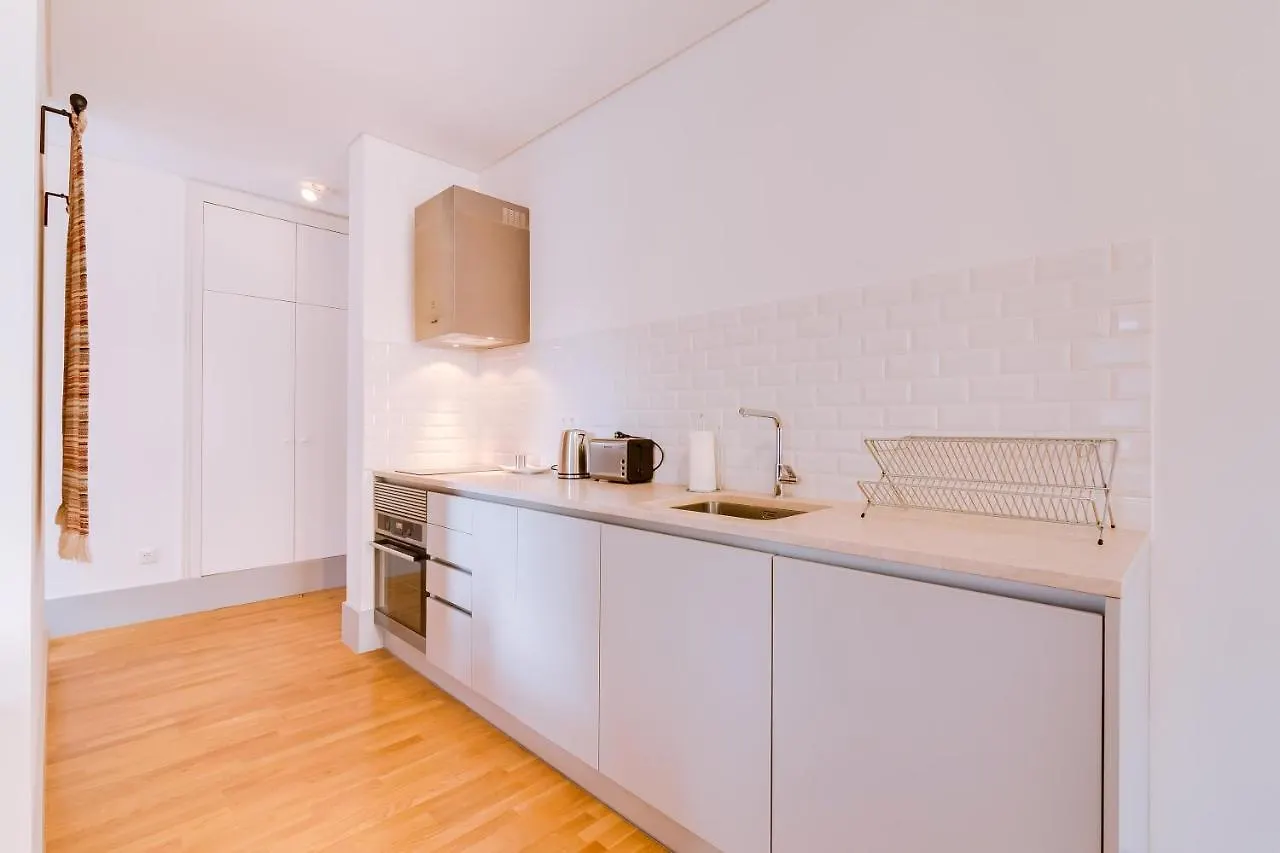 Poiais By Lisbon Inside Out Apartment