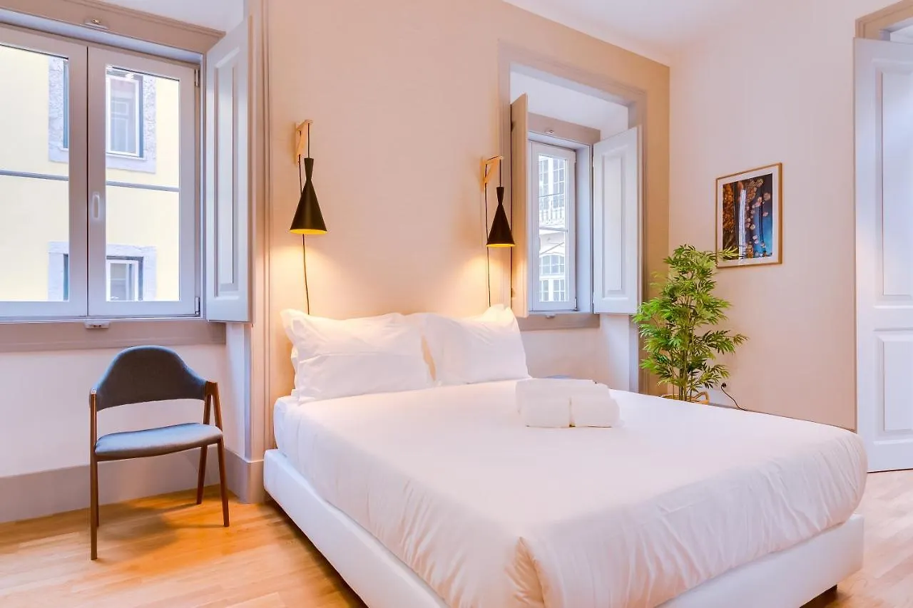Poiais By Lisbon Inside Out Apartment