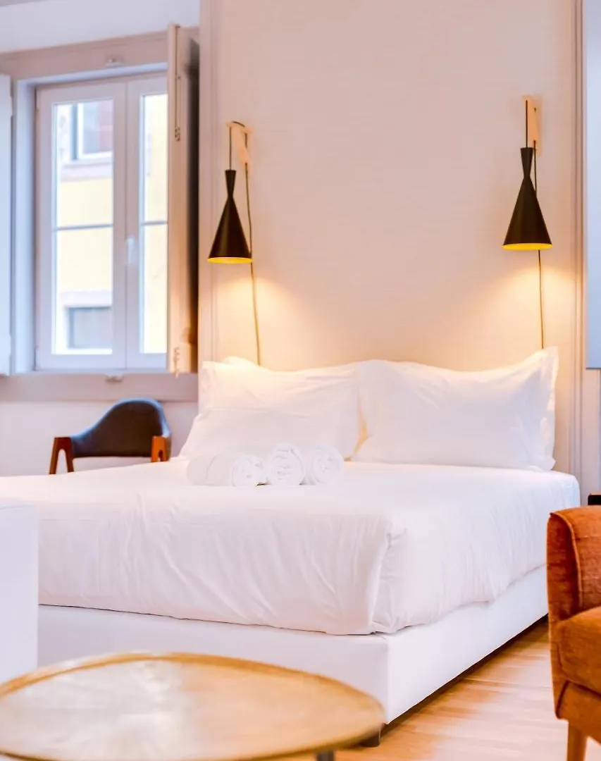 Poiais By Lisbon Inside Out Apartment