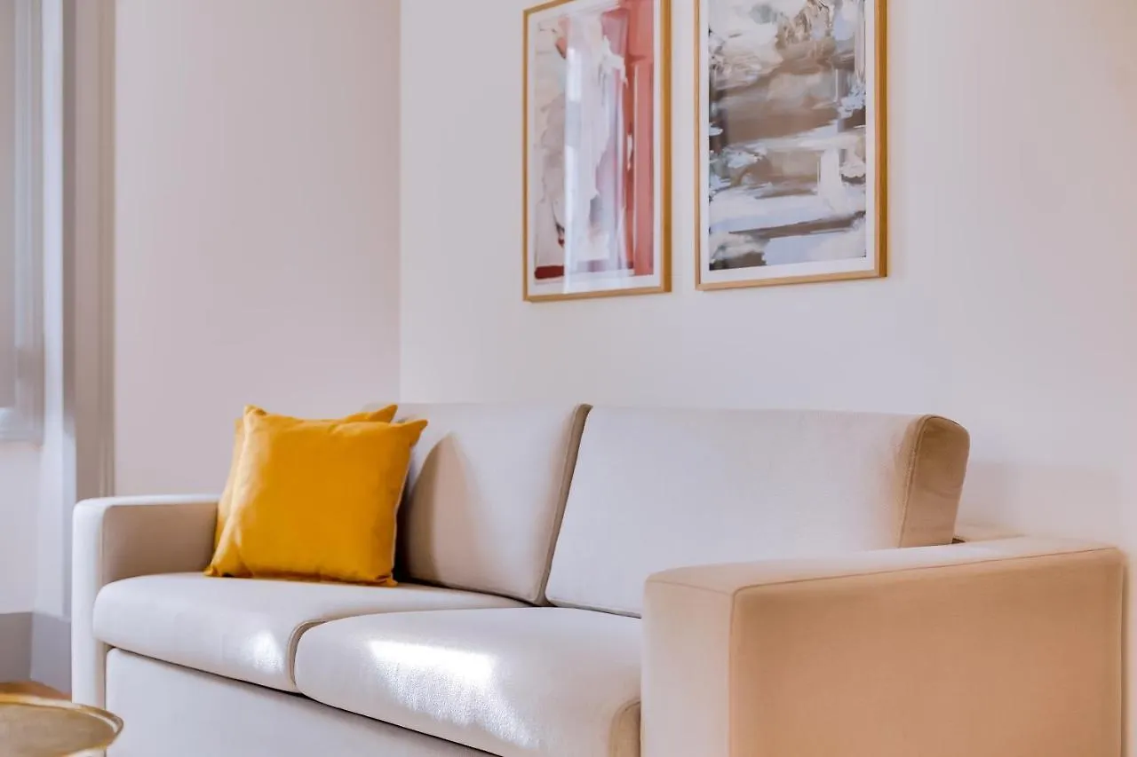 Poiais By Lisbon Inside Out Apartment