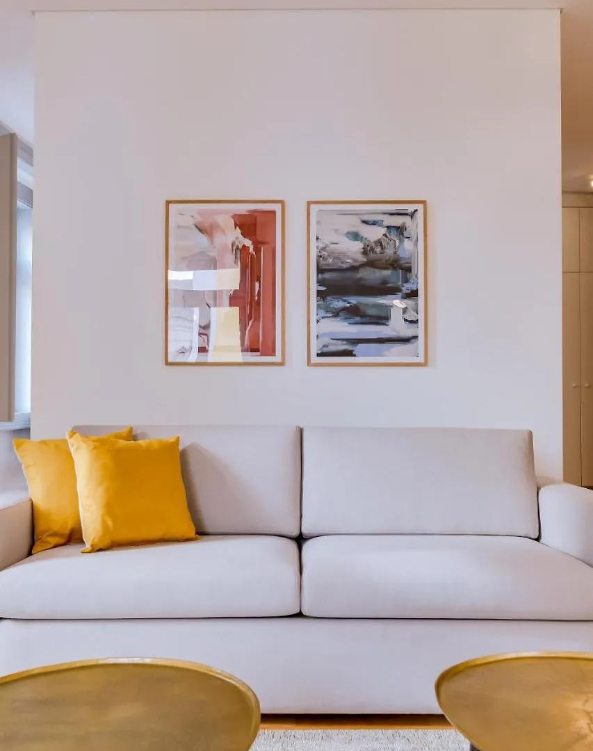 Poiais By Lisbon Inside Out Apartment 0*,