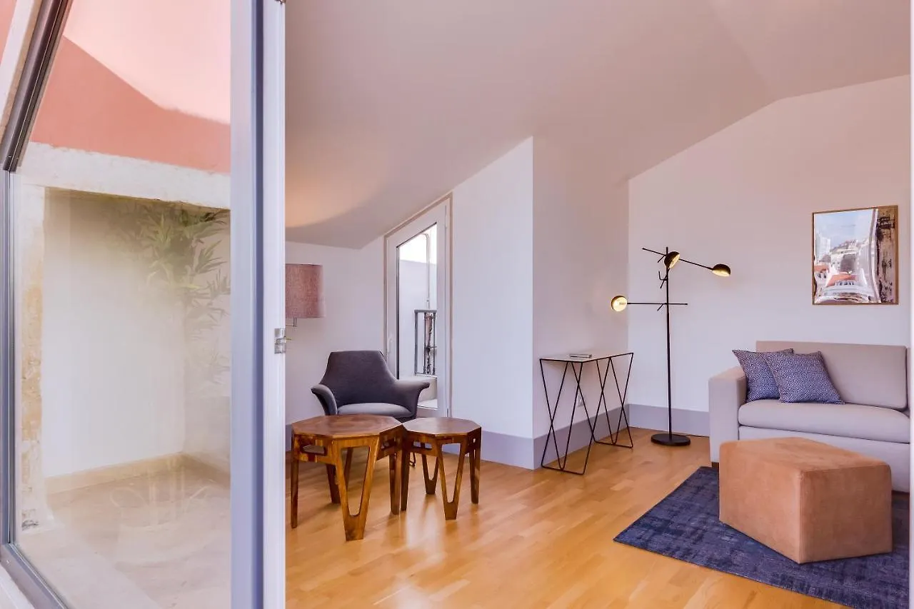 Poiais By Lisbon Inside Out Apartment