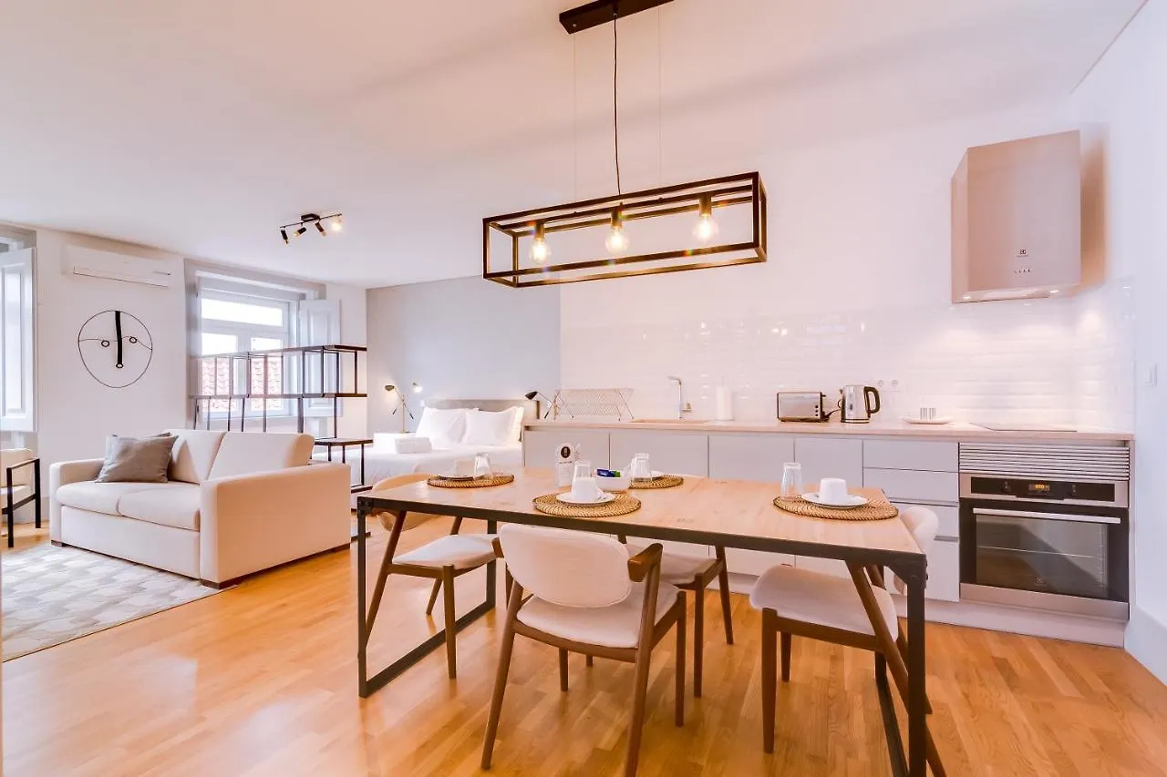 Poiais By Lisbon Inside Out Apartment