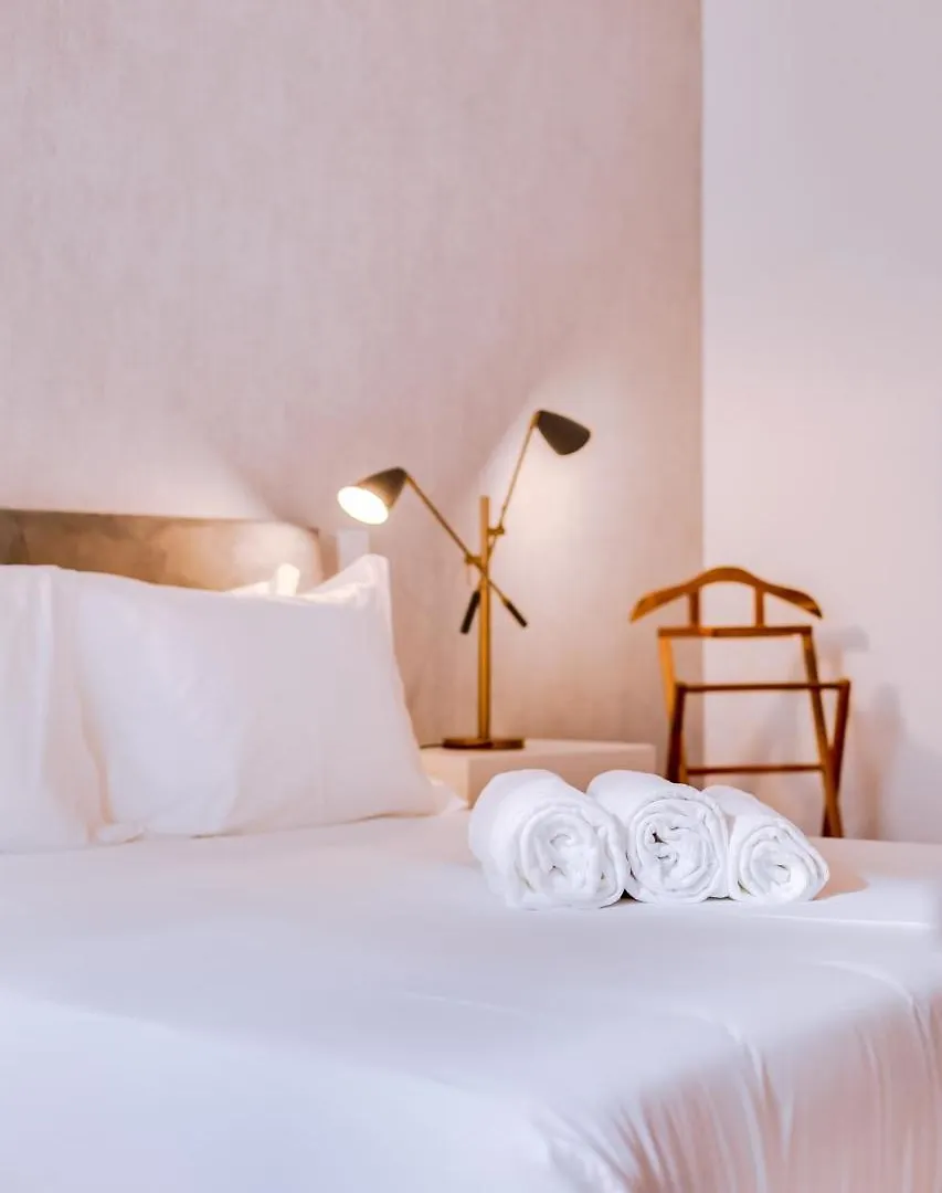 Poiais By Lisbon Inside Out Apartment