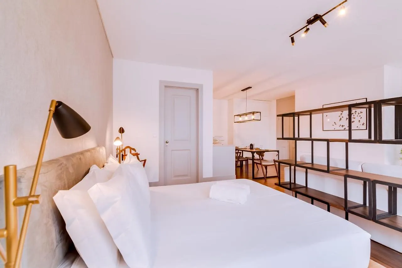Poiais By Lisbon Inside Out Apartment