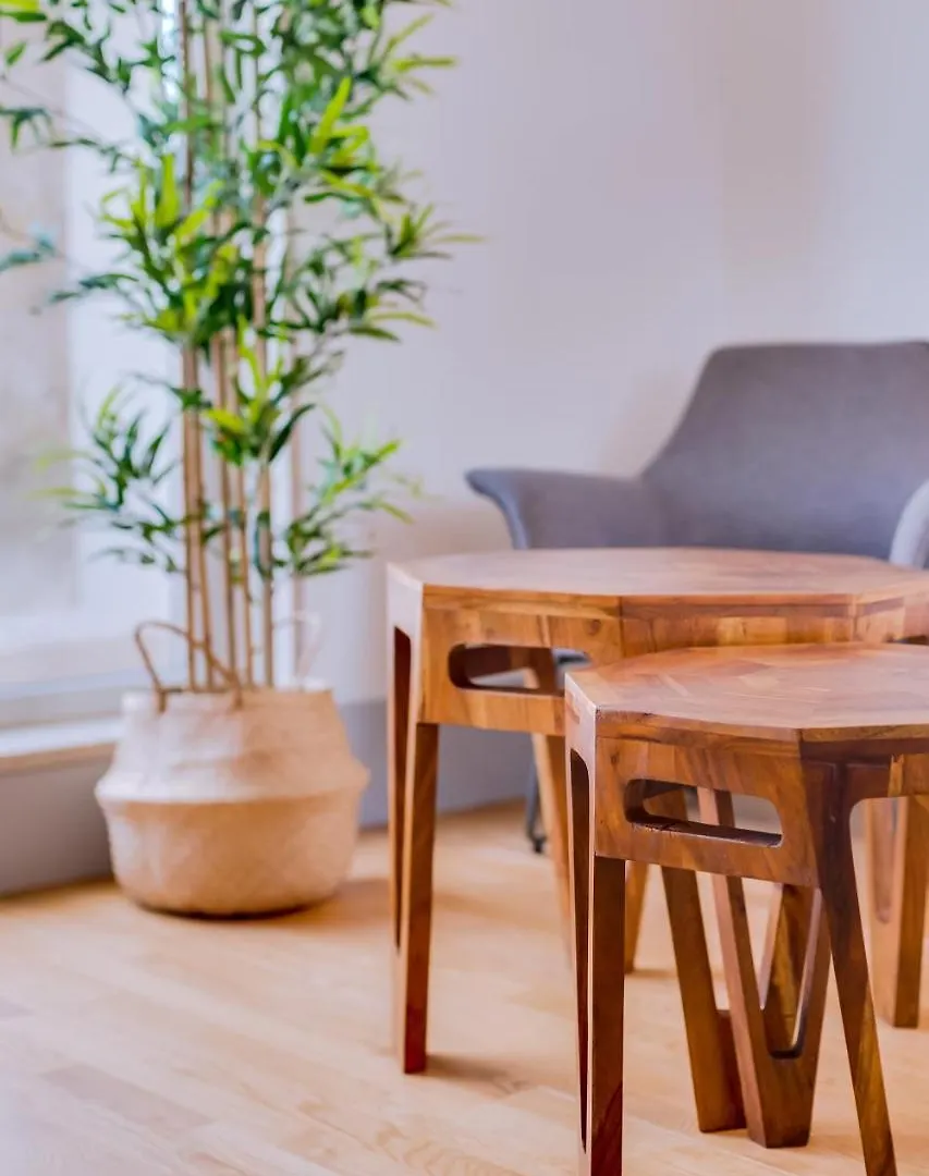 Poiais By Lisbon Inside Out Apartment