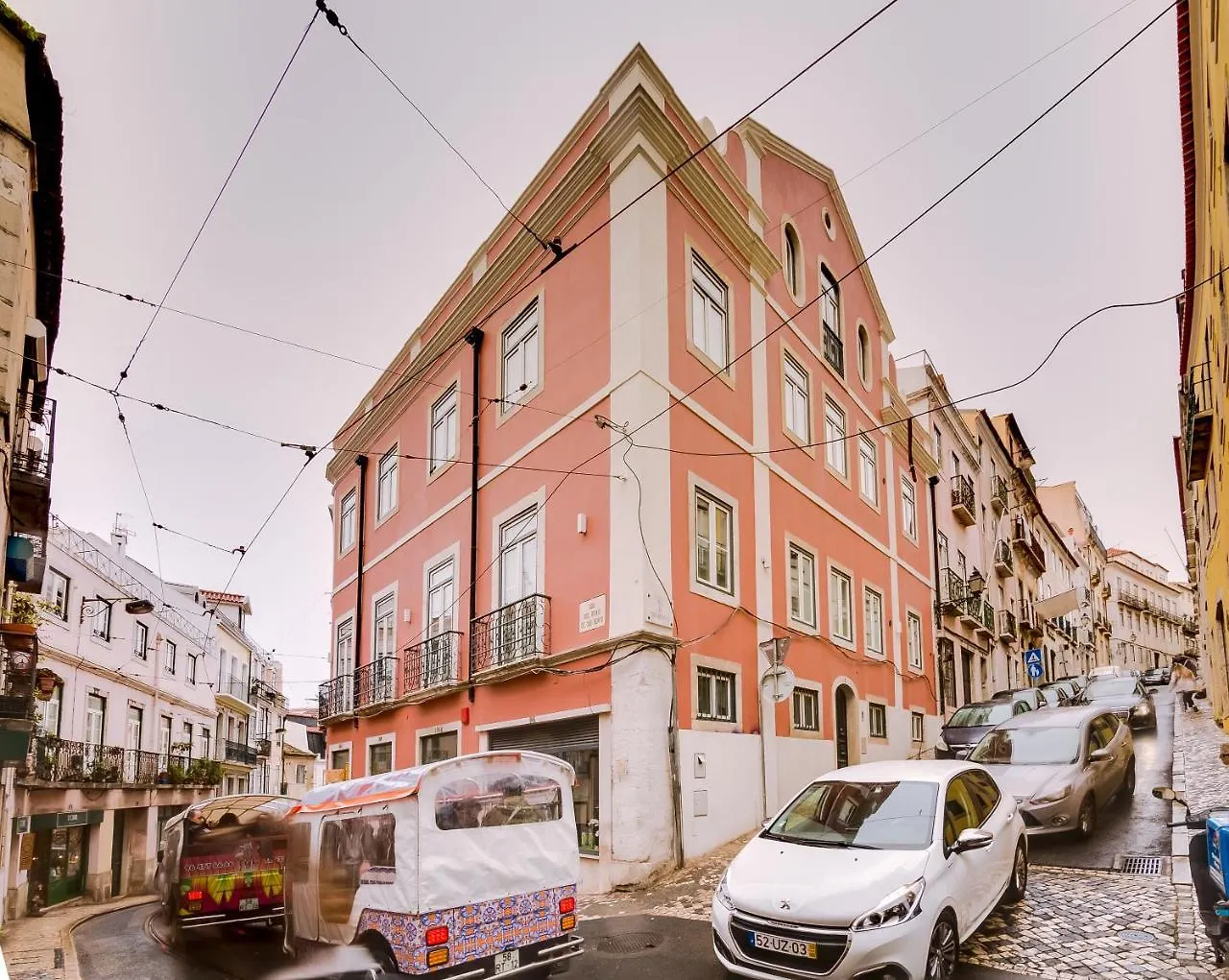 Poiais By Lisbon Inside Out Apartment