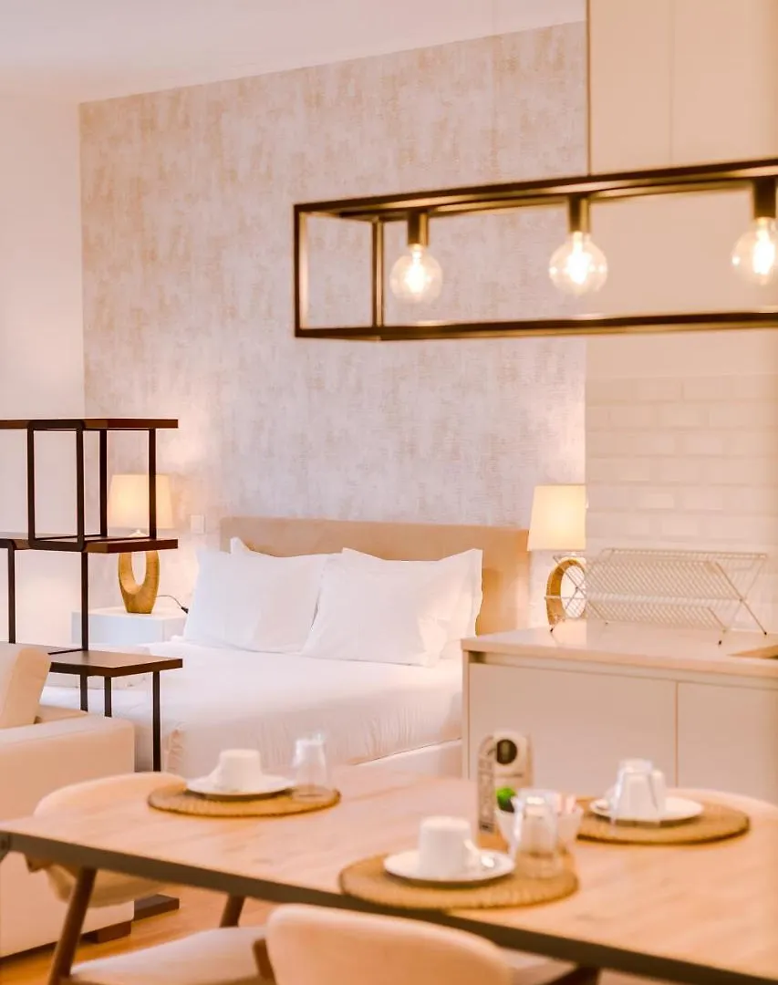 Poiais By Lisbon Inside Out Apartment