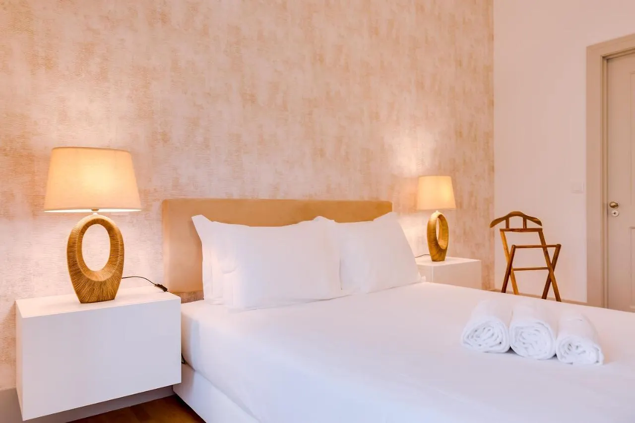 Poiais By Lisbon Inside Out Apartment